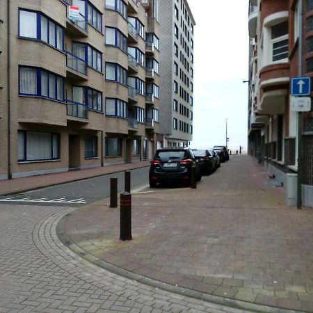 App 2 Slaapkamers クノック・ヘイスト エクステリア 写真