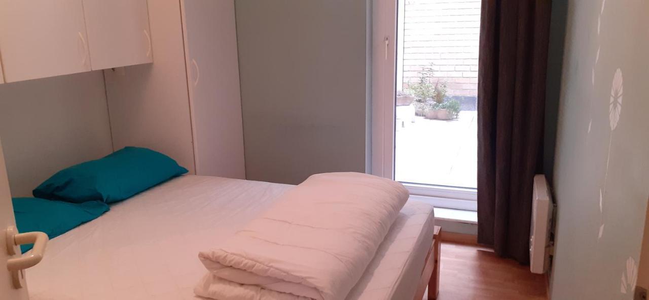 App 2 Slaapkamers クノック・ヘイスト エクステリア 写真